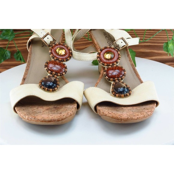 Kenneth Cole Reaction Sz 9 M Yellow Gladiator Patent Leather Women Sandals - Picture 2 of 7